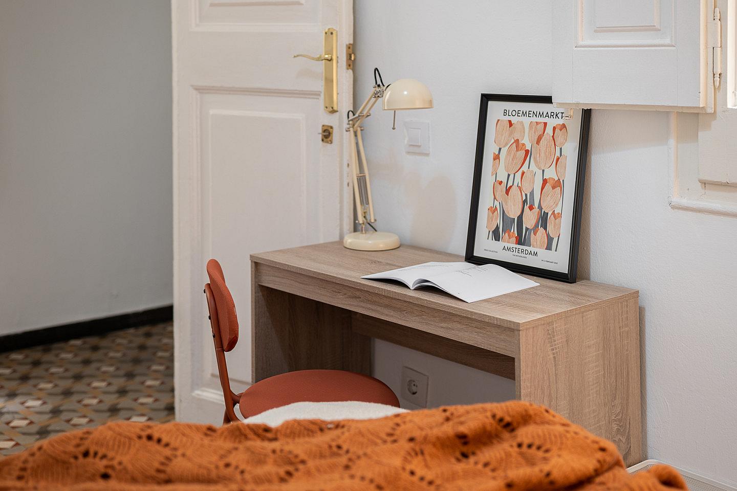  Medium Room  -  Modern Coliving Room in the Heart of Vibrant Ciutat Vella, Barcelona Apartment  - Gallery -  47