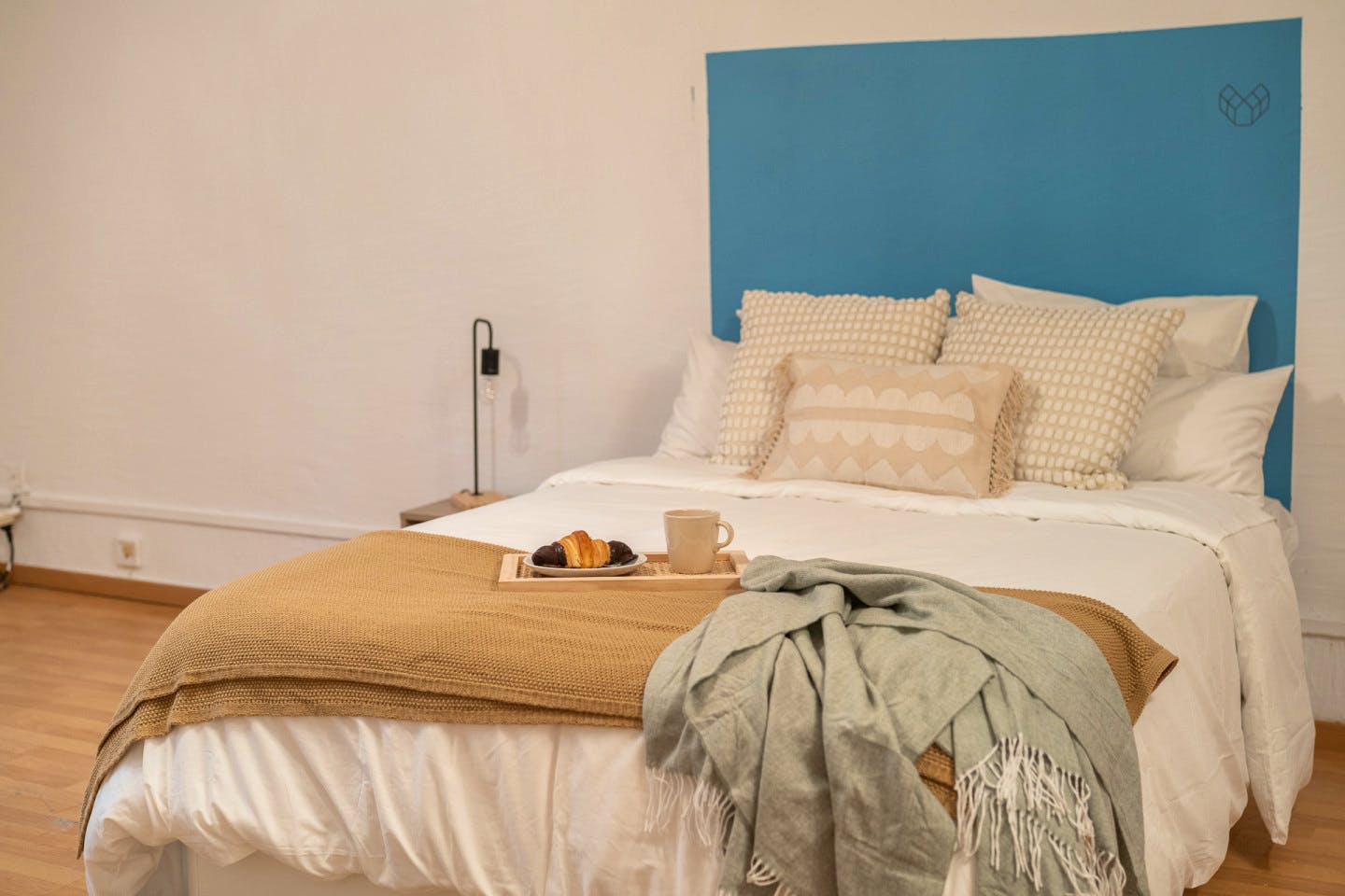 Large  -  Modern Coliving Room in the Heart of Vibrant Ciutat Vella, Barcelona Apartment  - Gallery -  5