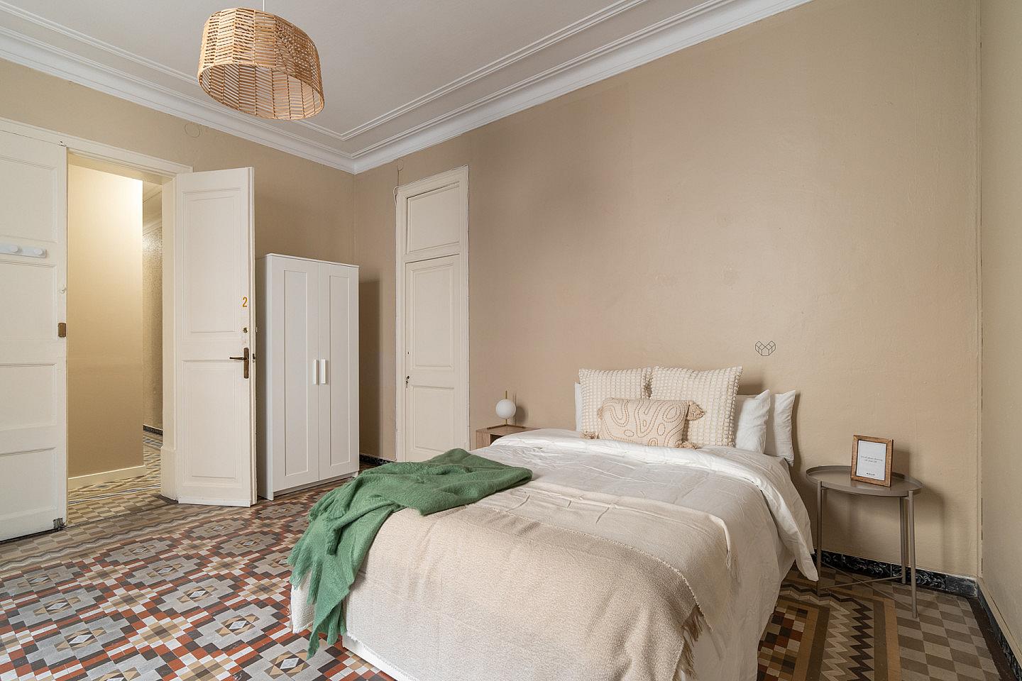  Large  -  Modern Coliving Room in the Heart of Vibrant Ciutat Vella, Barcelona Apartment  - Gallery -  52