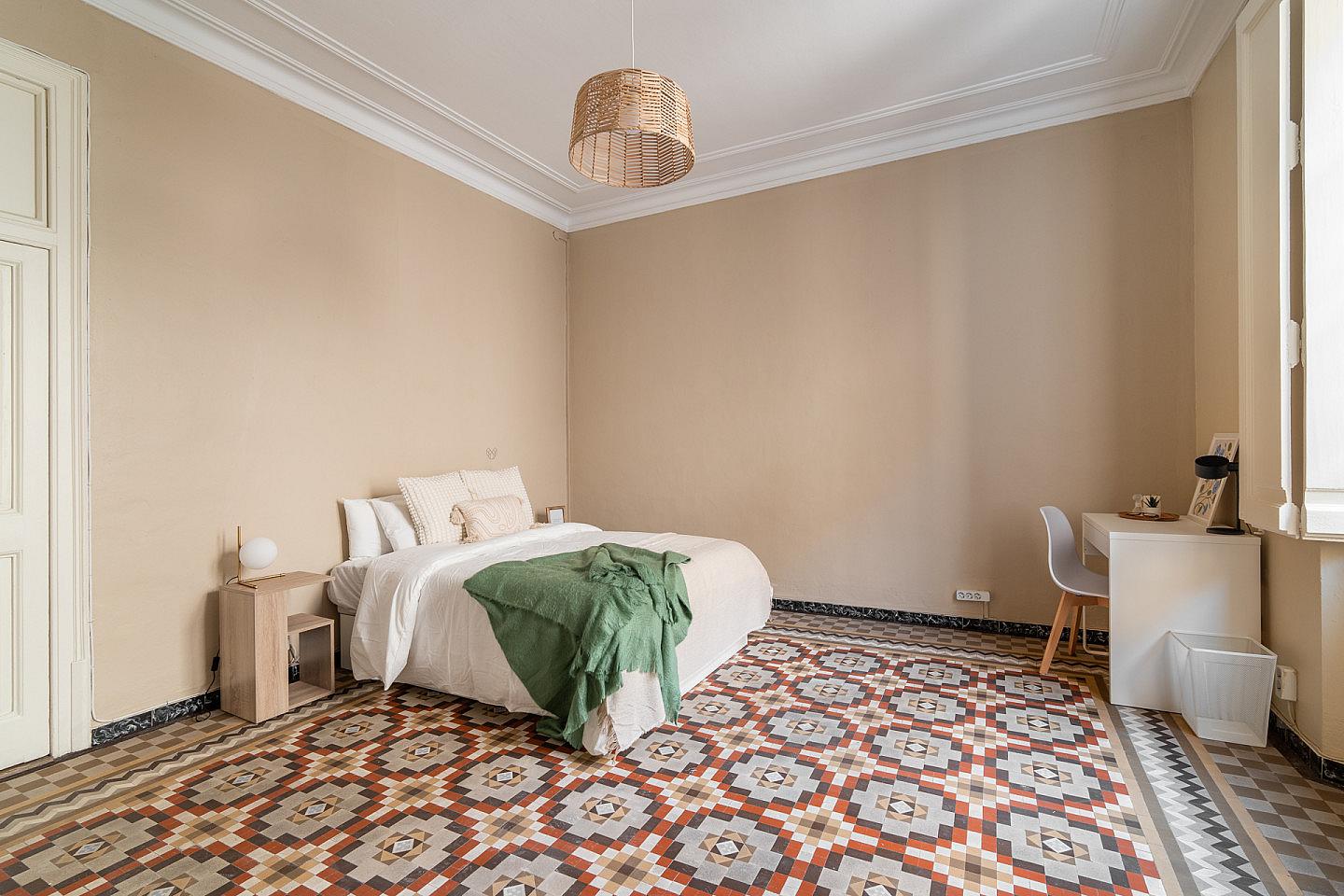  Large  -  Modern Coliving Room in the Heart of Vibrant Ciutat Vella, Barcelona Apartment  - Gallery -  51