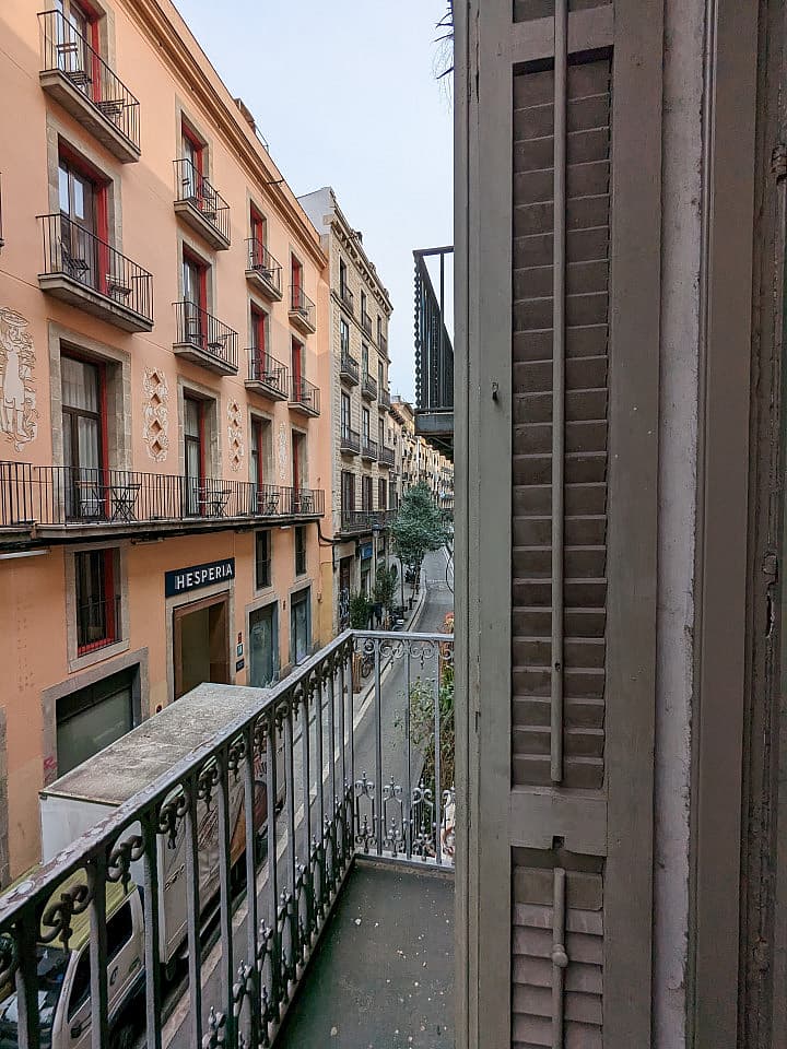  Premium  -  Modern Coliving Room in the Heart of Vibrant Ciutat Vella, Barcelona Apartment  - Gallery -  63