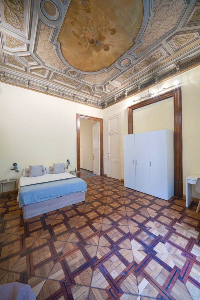  Premium  -  Modern Coliving Room in the Heart of Vibrant Ciutat Vella, Barcelona Apartment  - Gallery -  7
