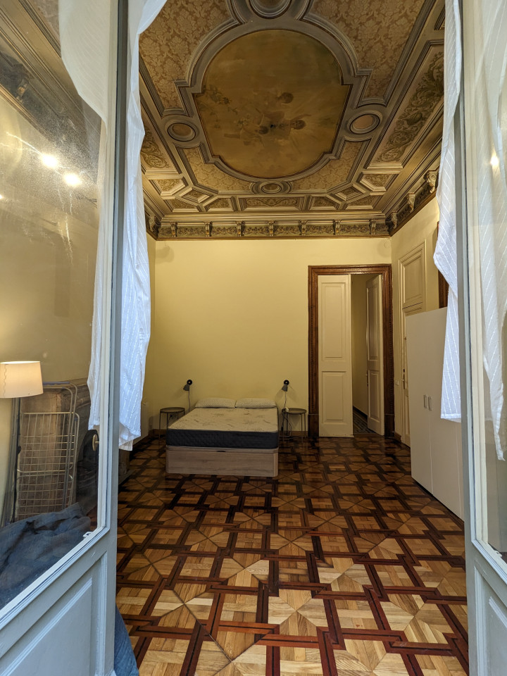  Premium  -  Modern Coliving Room in the Heart of Vibrant Ciutat Vella, Barcelona Apartment  - Gallery -  32