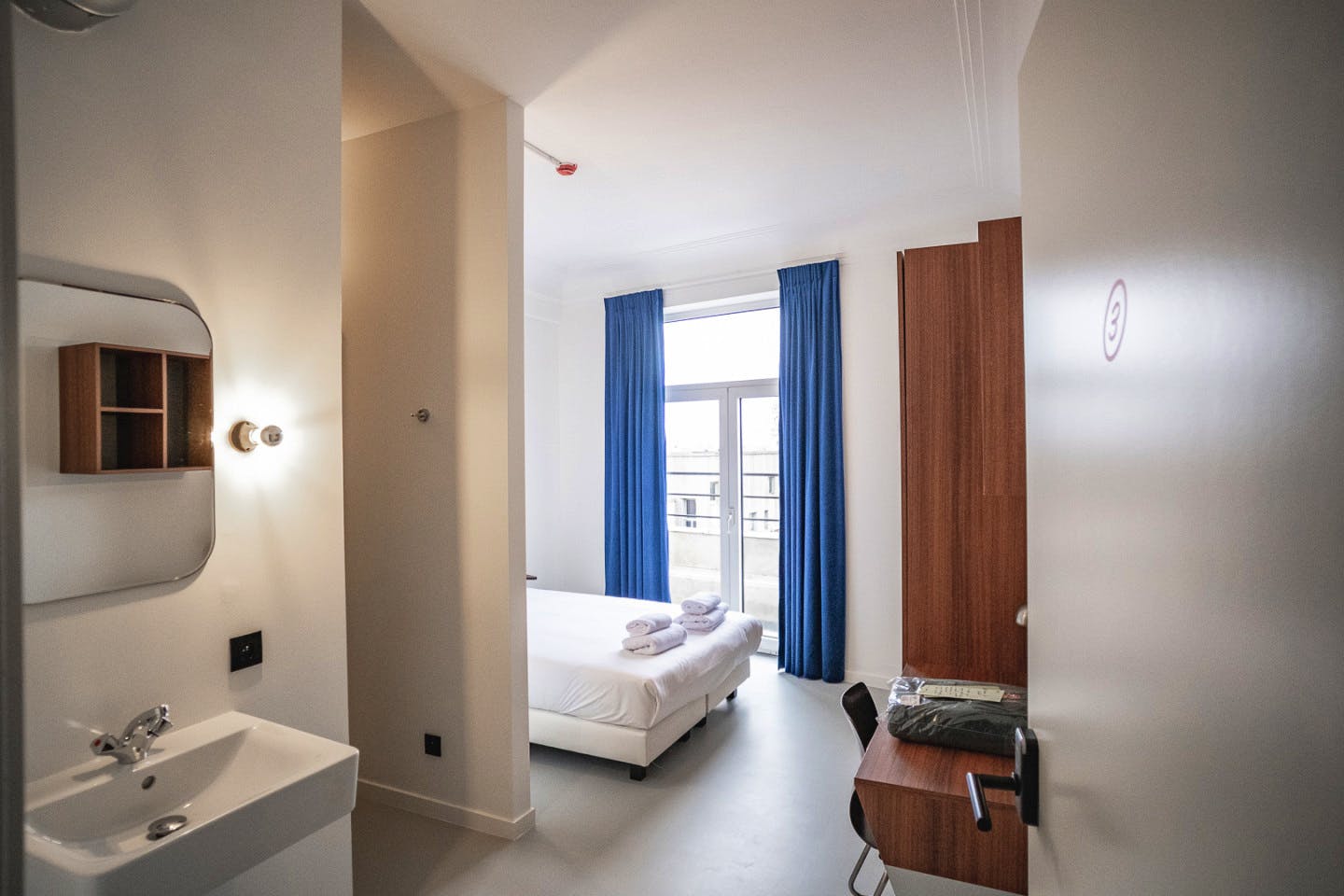  Standard Room  -  Coliving in Renaissance Revival Style Amidst an Art-Enriched Neighborhood  - Gallery -  4