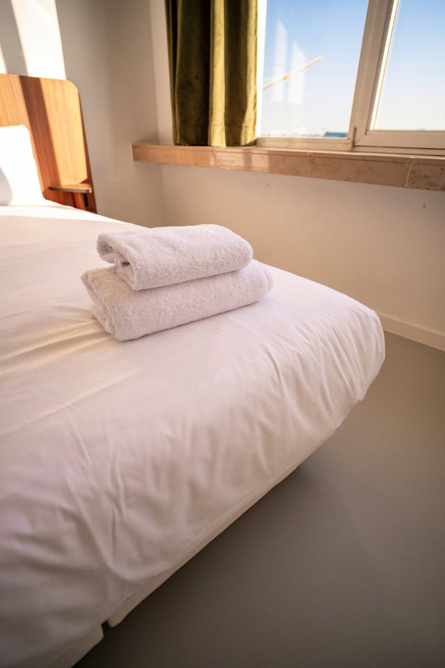  Standard Room  -  Coliving in Renaissance Revival Style Amidst an Art-Enriched Neighborhood  - Gallery -  15