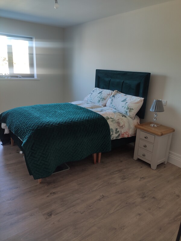 Bedroom 1(Full Room) - Renting 1room in my house - Gallery - 1