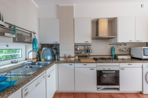 Fantastic 5-bedroom villa in sunny Alvor - Gallery - 36