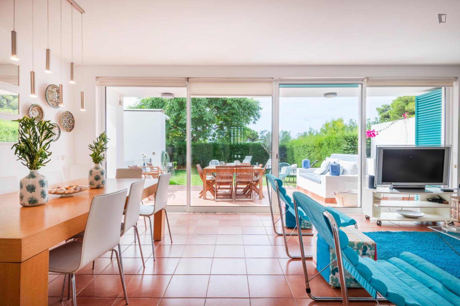 Fantastic 5-Bedroom Villa In Sunny Alvor - 1