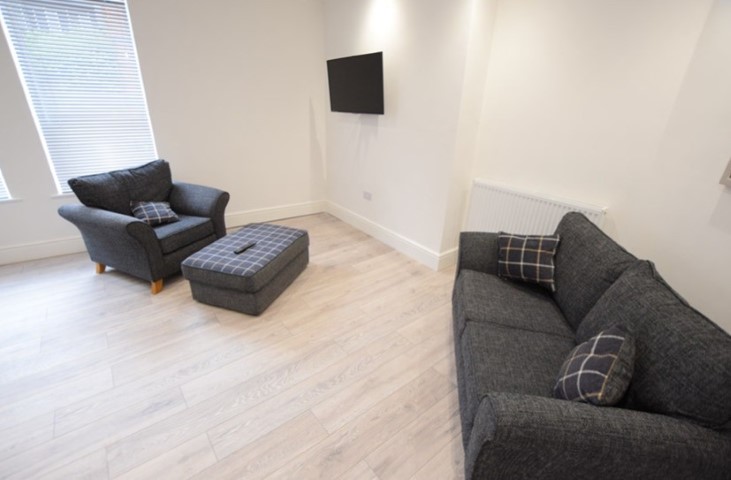 10 Bedroom House -15 Monks Road - Monks Road - Gallery - 2