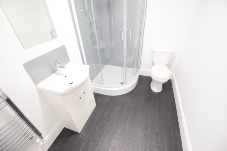  10 Bedroom House -15 Monks Road  -  Monks Road  - Gallery -  9