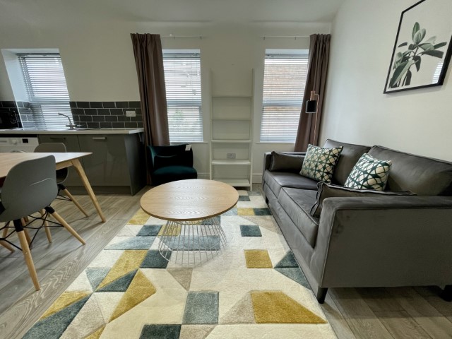  2 Bedroom House - 20 E Portland Street  -  Portland Street  - Gallery -  3