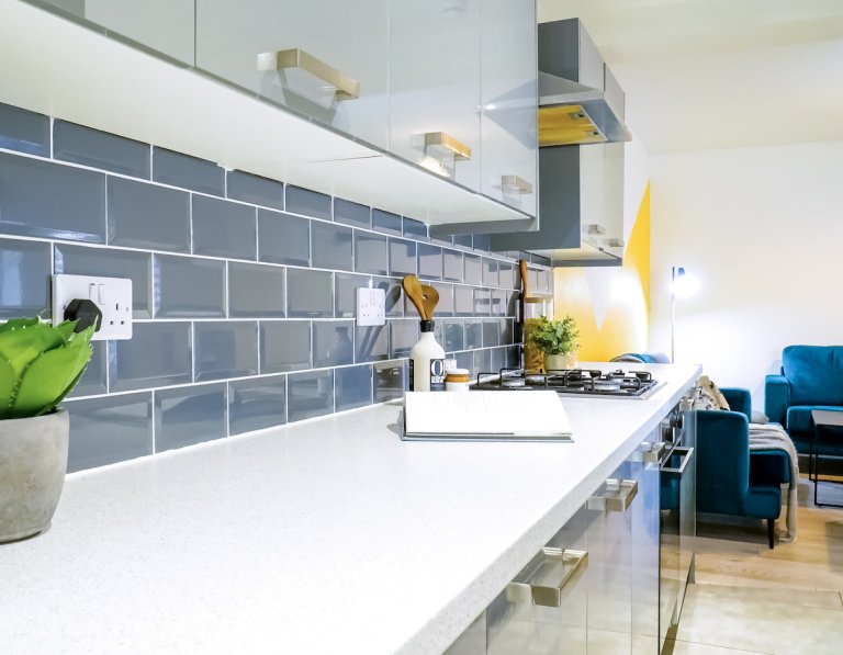  6 Bedroom House, 148  -  West Parade  - Gallery -  3