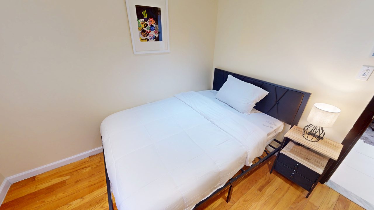 #1835: Upper West Side - Full Bedroom B - 2