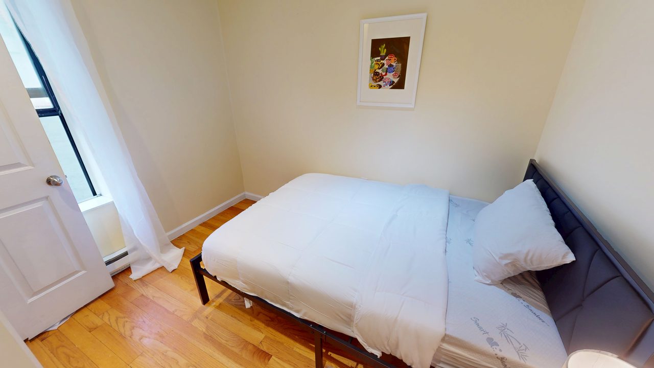 #1835: Upper West Side - Full Bedroom B - 11