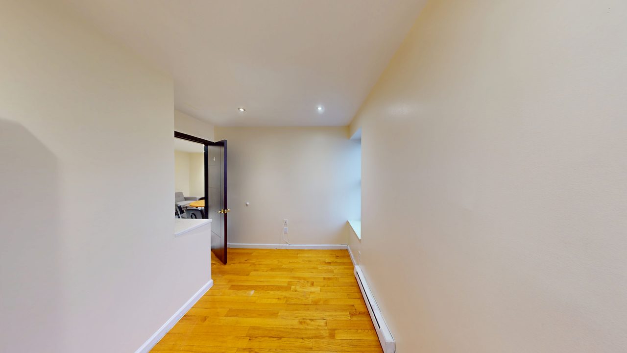 #1835: Upper West Side - Full Bedroom C - 3
