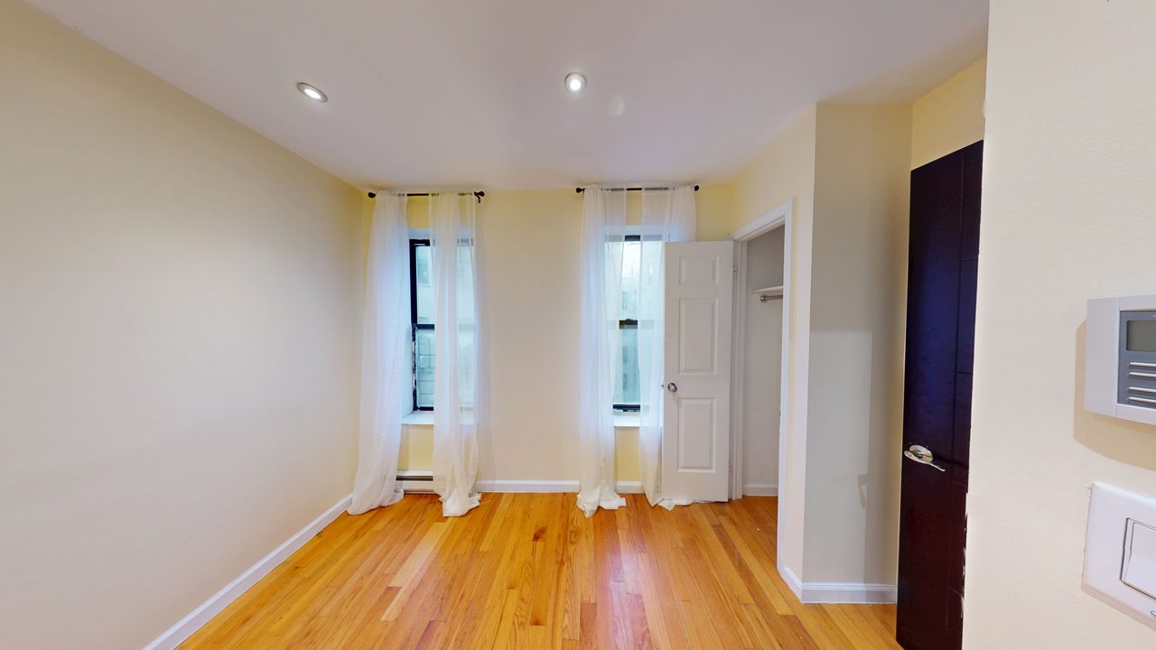 #1835: Upper West Side - Full Bedroom D - 1