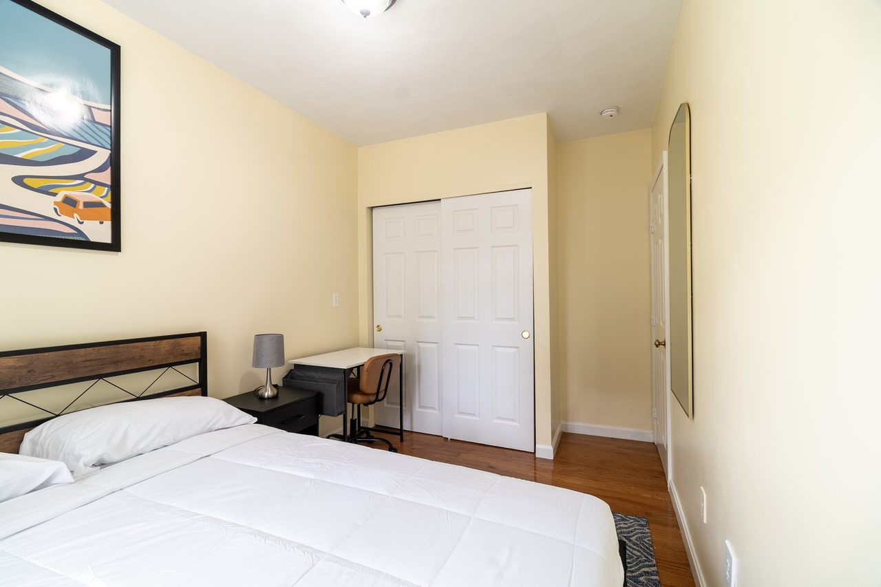 #1849: East Boston - Queen Bedroom A - #1849: East Boston - Gallery - 1