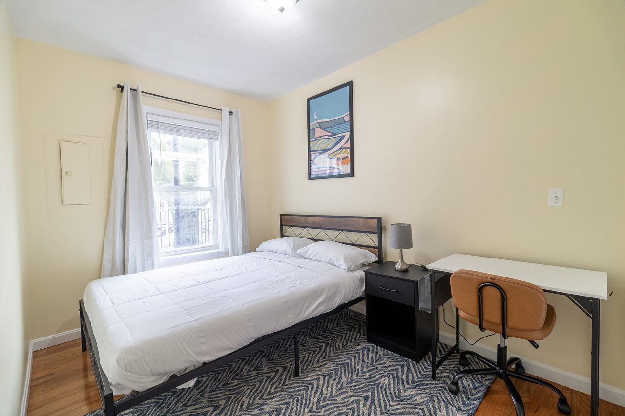 #1849: East Boston - Queen Bedroom A - #1849: East Boston - Gallery - 2