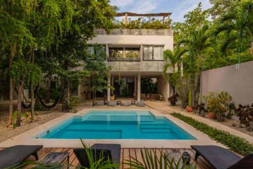 Sanctuary for Digital Nomads in the Vibrant La Veleta, Tulum