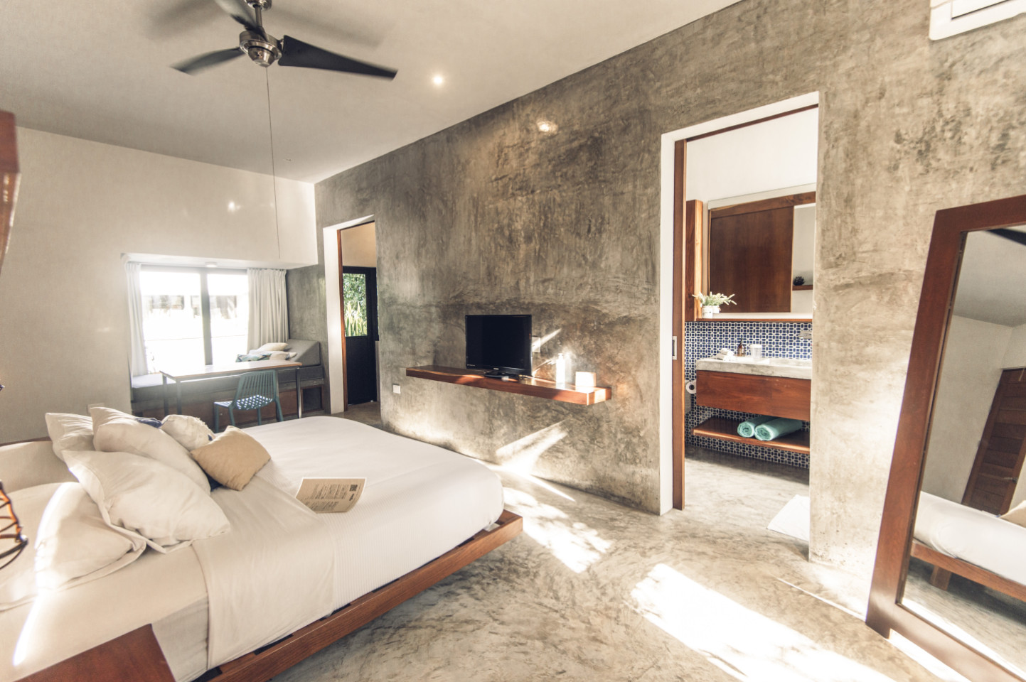  Studio W/ Rooftop  -  Sanctuary for Digital Nomads in the Vibrant La Veleta, Tulum  - Gallery -  14