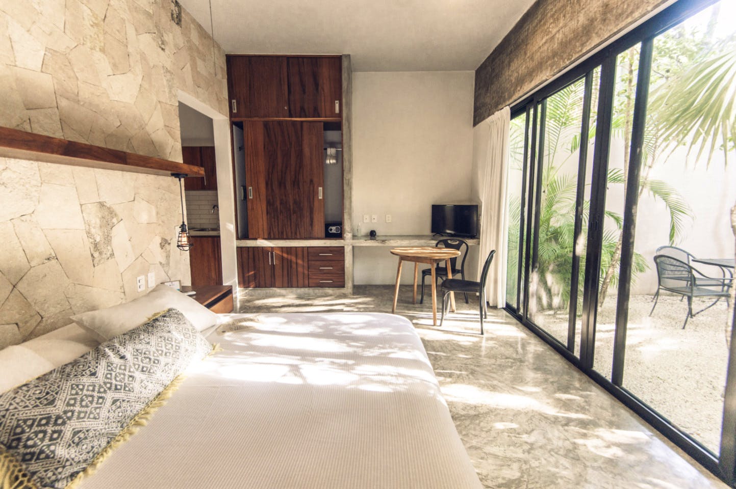  Studio W/Kitchen/Garden/Rooftop  -  Sanctuary for Digital Nomads in the Vibrant La Veleta, Tulum  - Gallery -  6