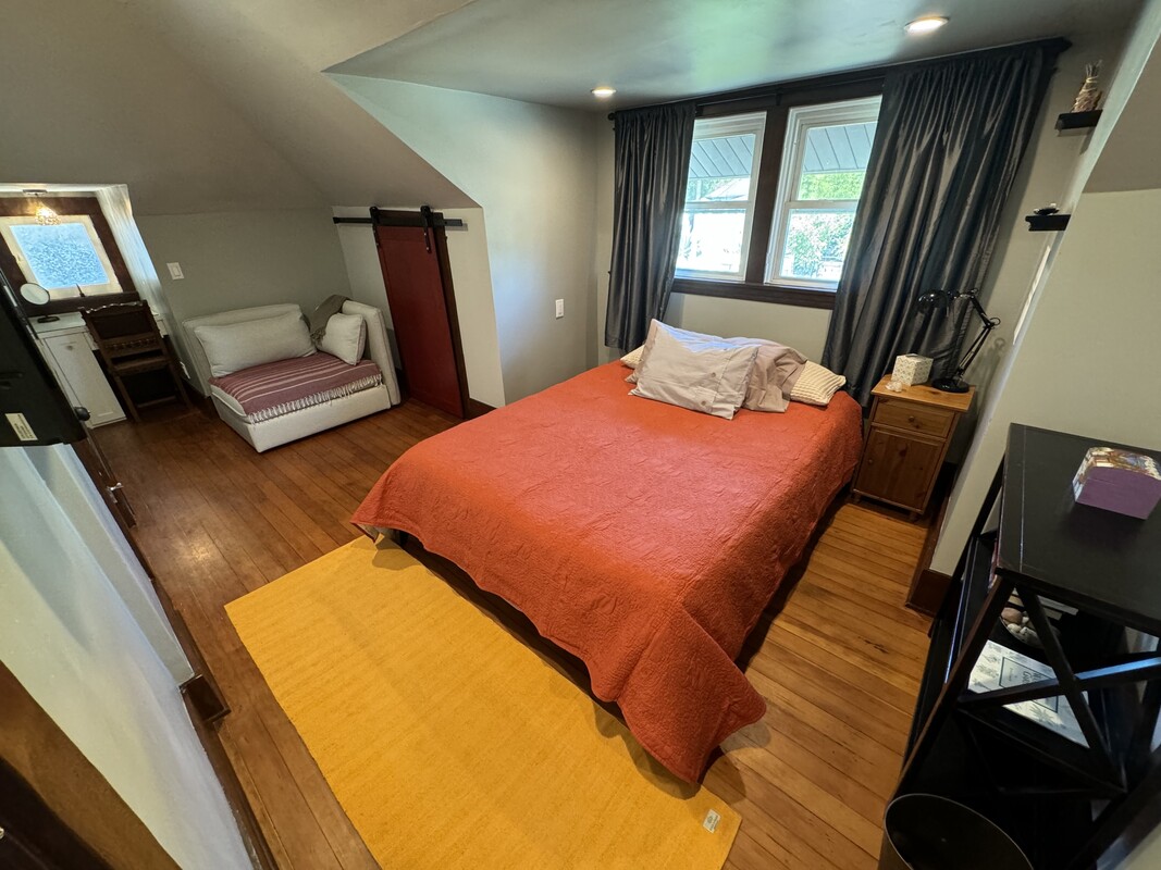  Bedroom 2(Full Room)  -  Charming 1904 Craftsman  - Gallery -  1