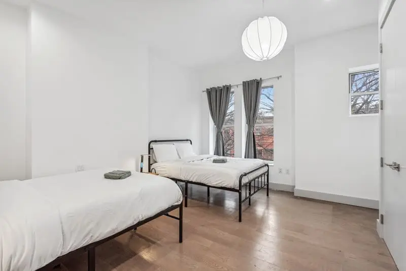 2-People Shared (twin-Size Bed) FEMALE - Agate Brooklyn Home - Gallery - 7