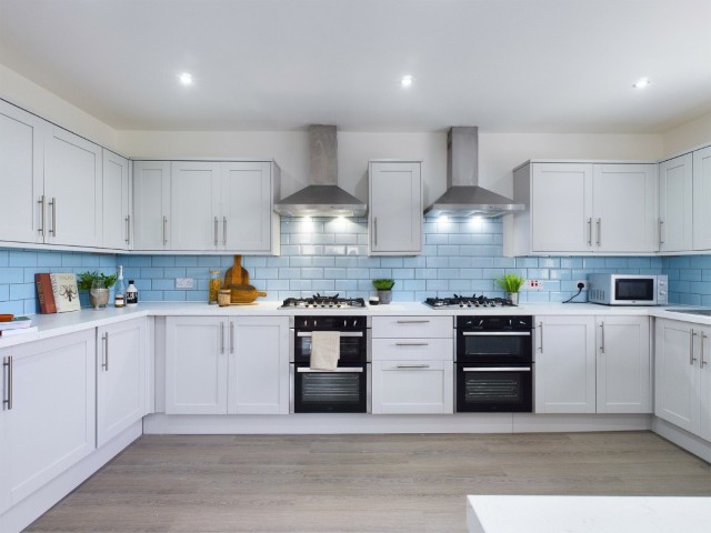 9 Bedroom House - 1 Langton Road - Langton Road - Gallery - 13