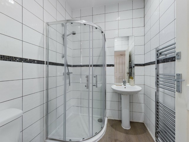 9 Bedroom House - 1 Langton Road - Langton Road - Gallery - 3