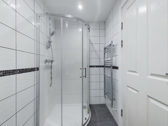 9 Bedroom House - 1 Langton Road - Langton Road - Gallery - 2