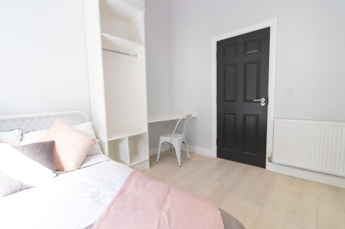 Halsbury Road - Gallery - 9