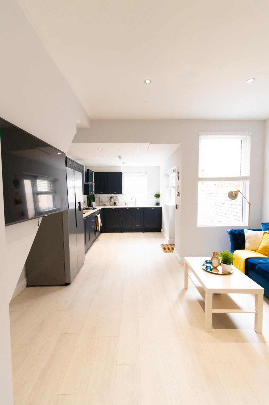  6 Bedroom House - 85 Halsbury Road  -  Halsbury Road  - Gallery -  11