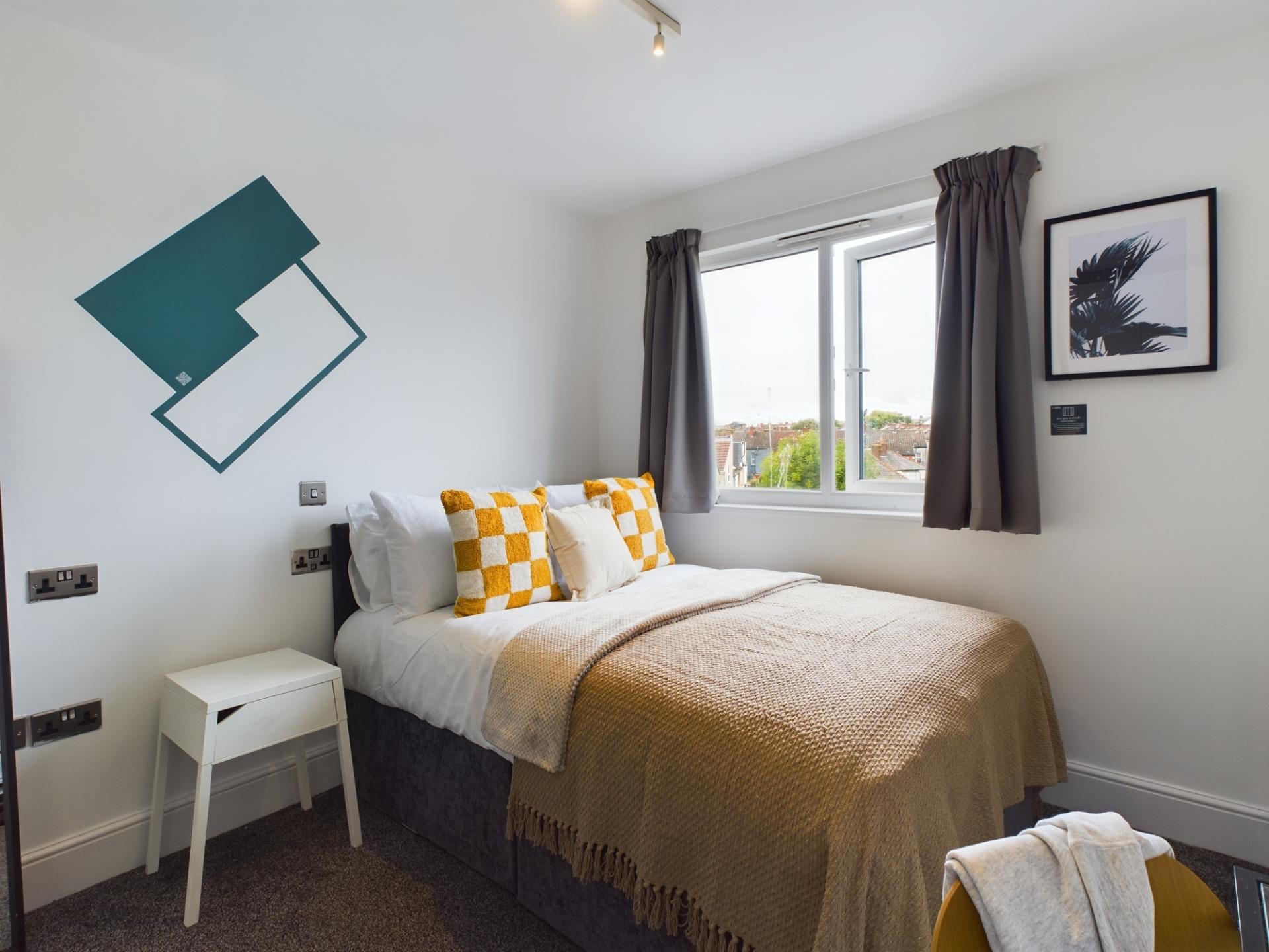  4 Bedroom House - 265 Edge Lane  -  Edge Lane  - Gallery -  4