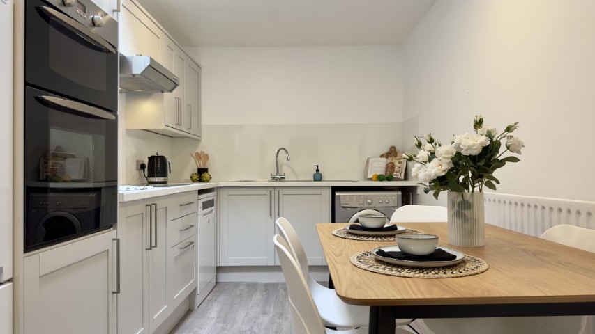  6 Bedroom House - 19C Bower Road  -  Bower Road  - Gallery -  4