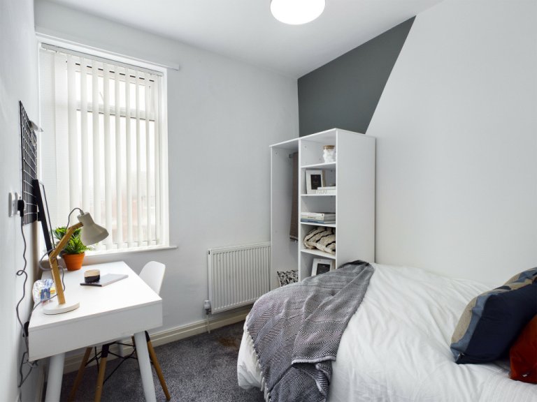  6 Bedroom House - 36 Brae St  -  Brae Street  - Gallery -  3