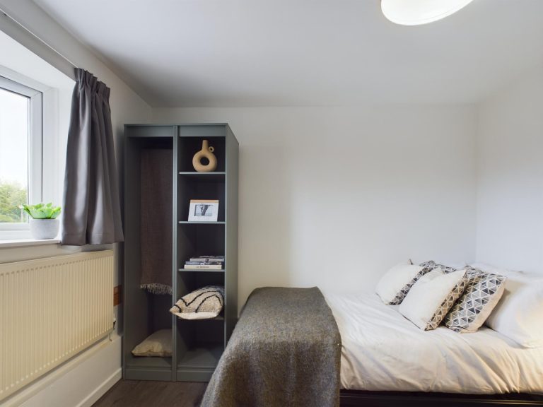  6 Bedroom House - 2 Clint Rd  -  Windsor House, 2 Clint Road  - Gallery -  2