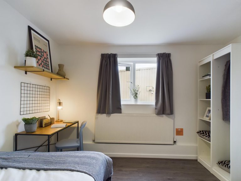  6 Bedroom House - 2 Clint Rd  -  Windsor House, 2 Clint Road  - Gallery -  17