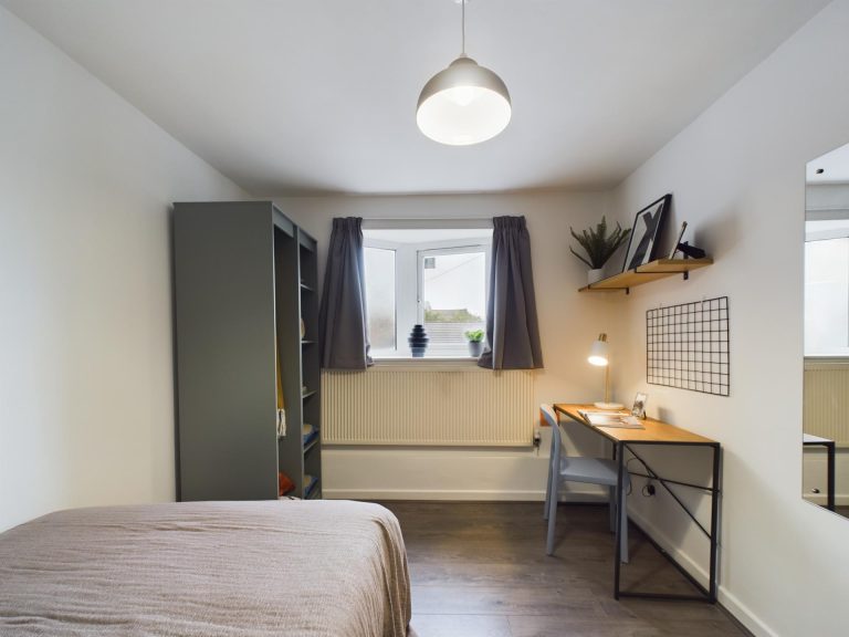  6 Bedroom House - 2 Clint Rd  -  Windsor House, 2 Clint Road  - Gallery -  20