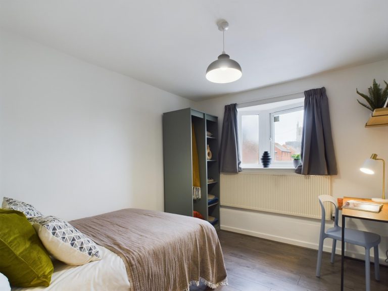  6 Bedroom House - 2 Clint Rd  -  Windsor House, 2 Clint Road  - Gallery -  18