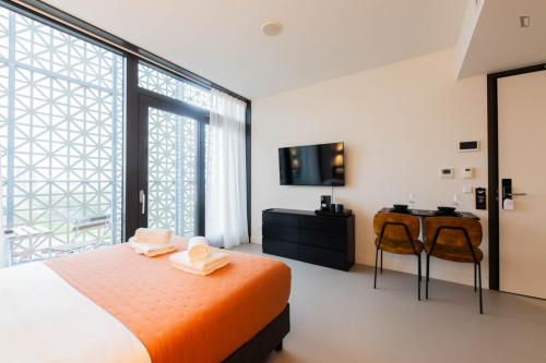 Bright studio in well-connected Katendrecht - Gallery - 27