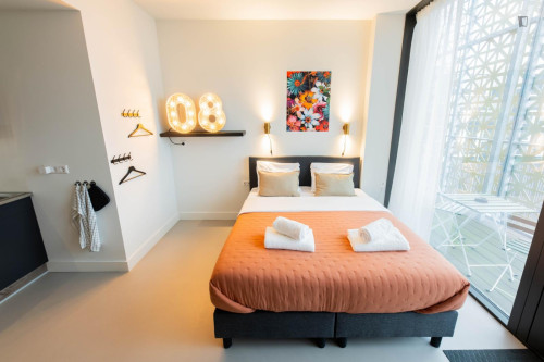 Bright studio in well-connected Katendrecht - Gallery - 26