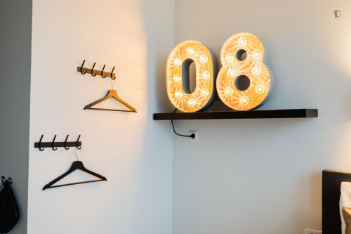 Bright studio in well-connected Katendrecht - Gallery - 7