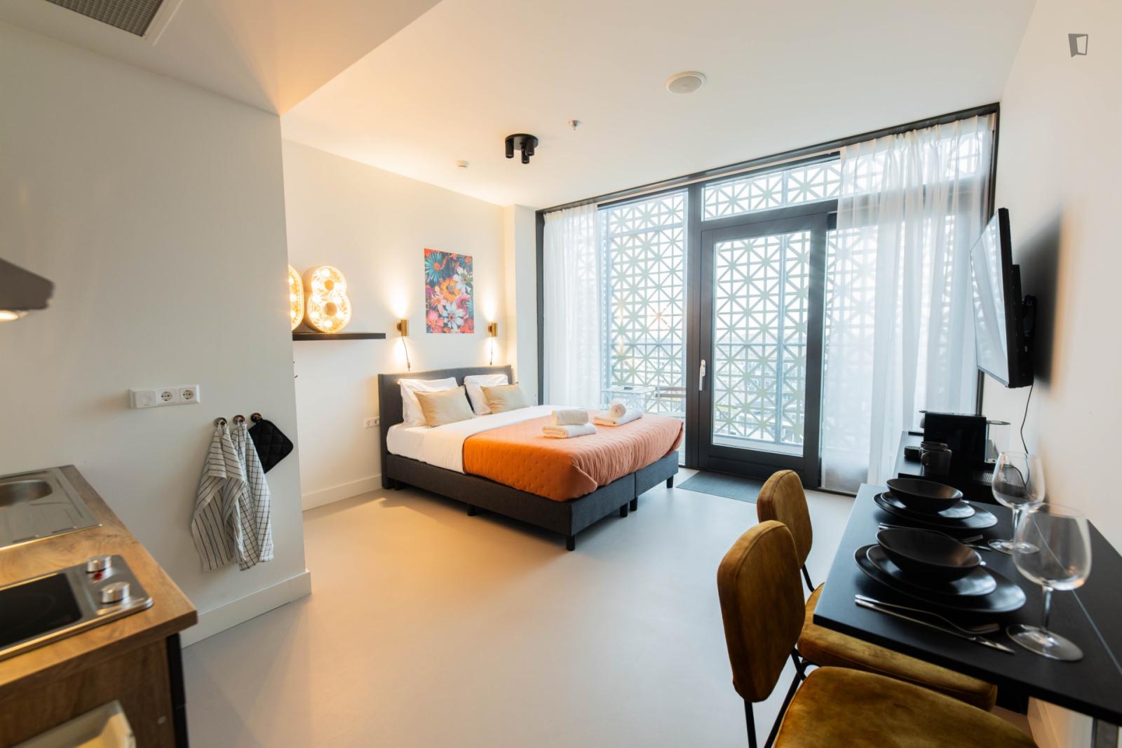 Bright Studio In Well-Connected Katendrecht - 1