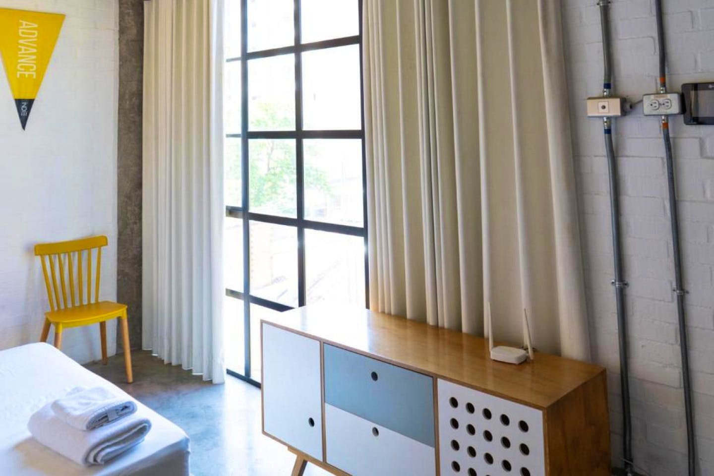 Space Loft With Natural Light - Coliving Studios and Creative Coworking in Medellín's Laureles Neighborhood - Gallery - 2