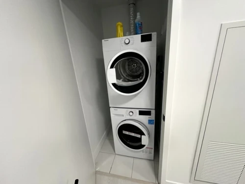 308 Jarvis St - On-site Facilities