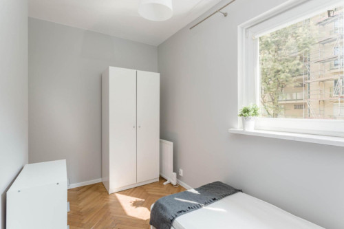 Welcoming single bedroom in Osiedle Za Żelazną Bramą - Gallery - 2