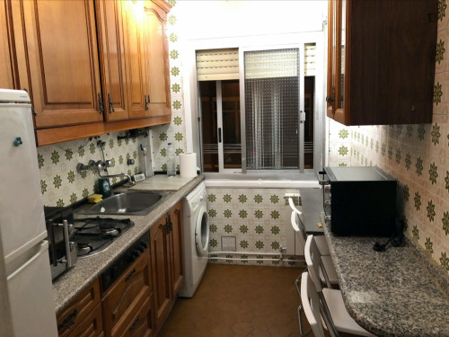 Double bedroom in 3-bedroom house - Gallery - 5