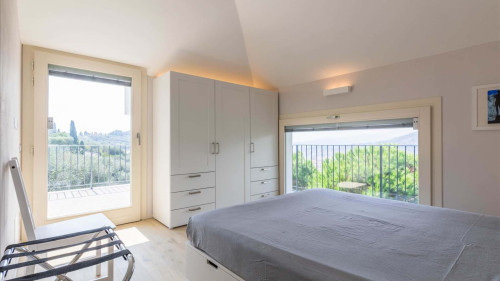 Luxury Apartment in Modern Villa Unit 2 - Gallery - 10