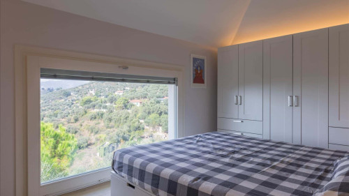 Luxury Apartment in Modern Villa Unit 2 - Gallery - 28