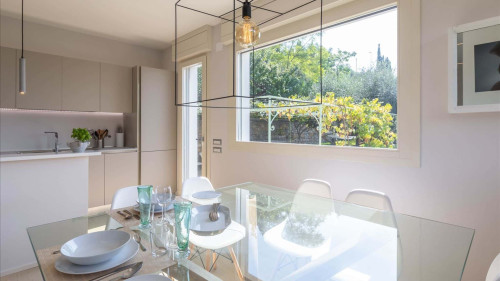 Luxury Apartment in Modern Villa Unit 2 - Gallery - 18